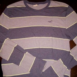 Hollister Mens long sleeved shirt